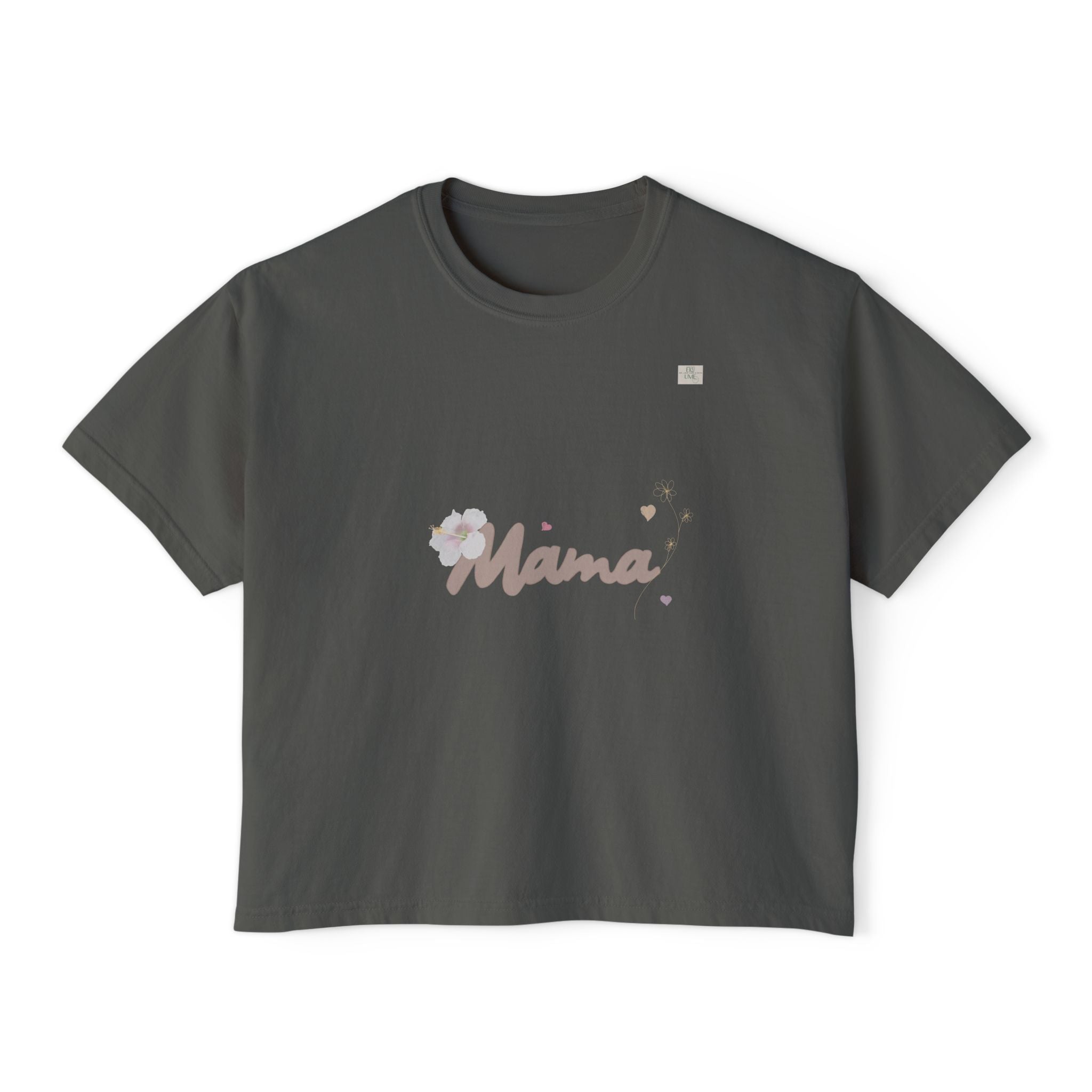 Pepper Grey oversized boxy women's t-shirt adorned with original 'mama' text art on it | eKuumeArt.