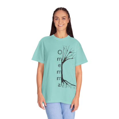Woman wearing chalky mint tshirt with hand-drawn tree, 'Omemma' text and eKuumeArt logo on torso.