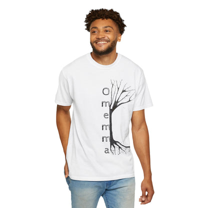 Man wearing white tshirt with hand-drawn tree, 'Omemma' text and eKuumeArt logo on torso.