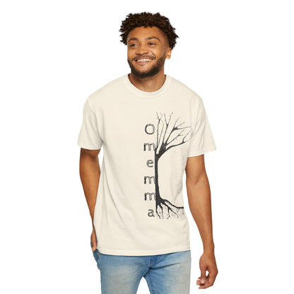 Man wearing ivory tshirt with hand-drawn tree, 'Omemma' text and eKuumeArt logo on torso.
