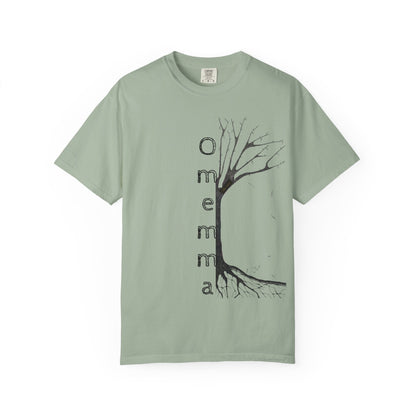 Bay tshirt adorned with hand-drawn tree, 'Omemma' text and eKuumeArt logo on torso.