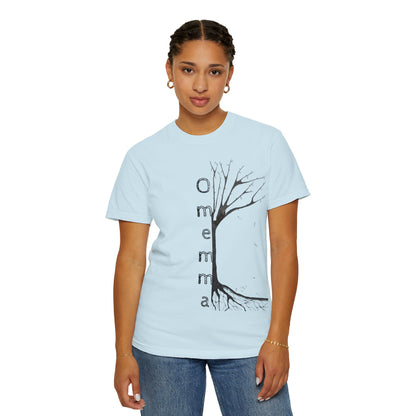 Woman wearing chambray tshirt with hand-drawn tree, 'Omemma' text and eKuumeArt logo on torso.