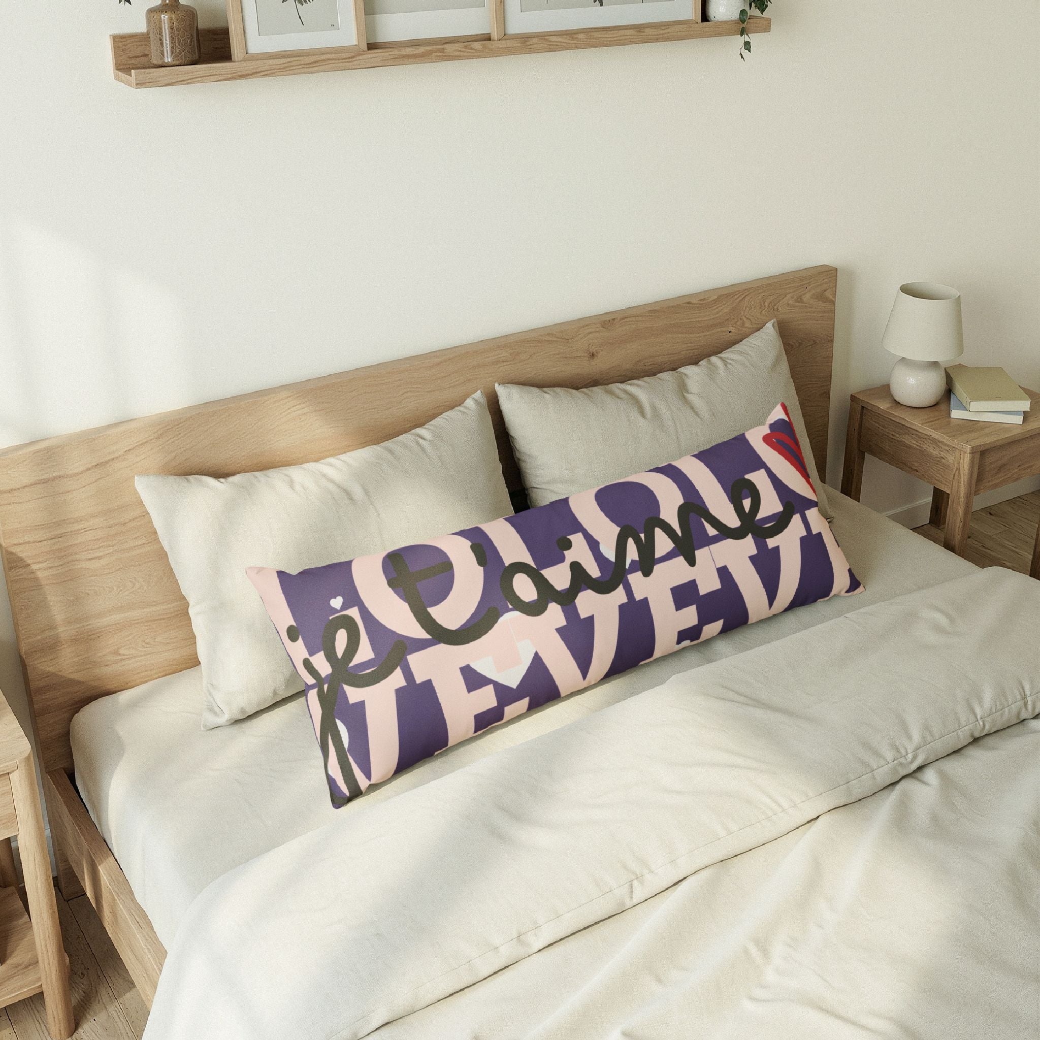 Je t’aime home gift – Body pillow, purple | eKuumeArt