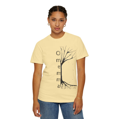 Woman wearing banana tshirt with hand-drawn tree, 'Omemma' text and eKuumeArt logo on torso.