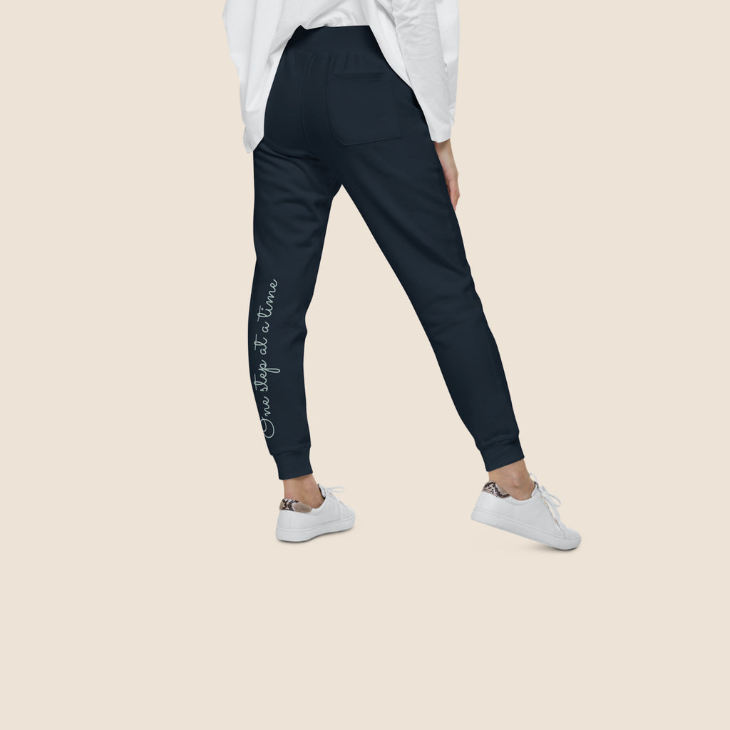 Walking by Faith apparel – Unisex fleece sweatpants | eKuumeArt
